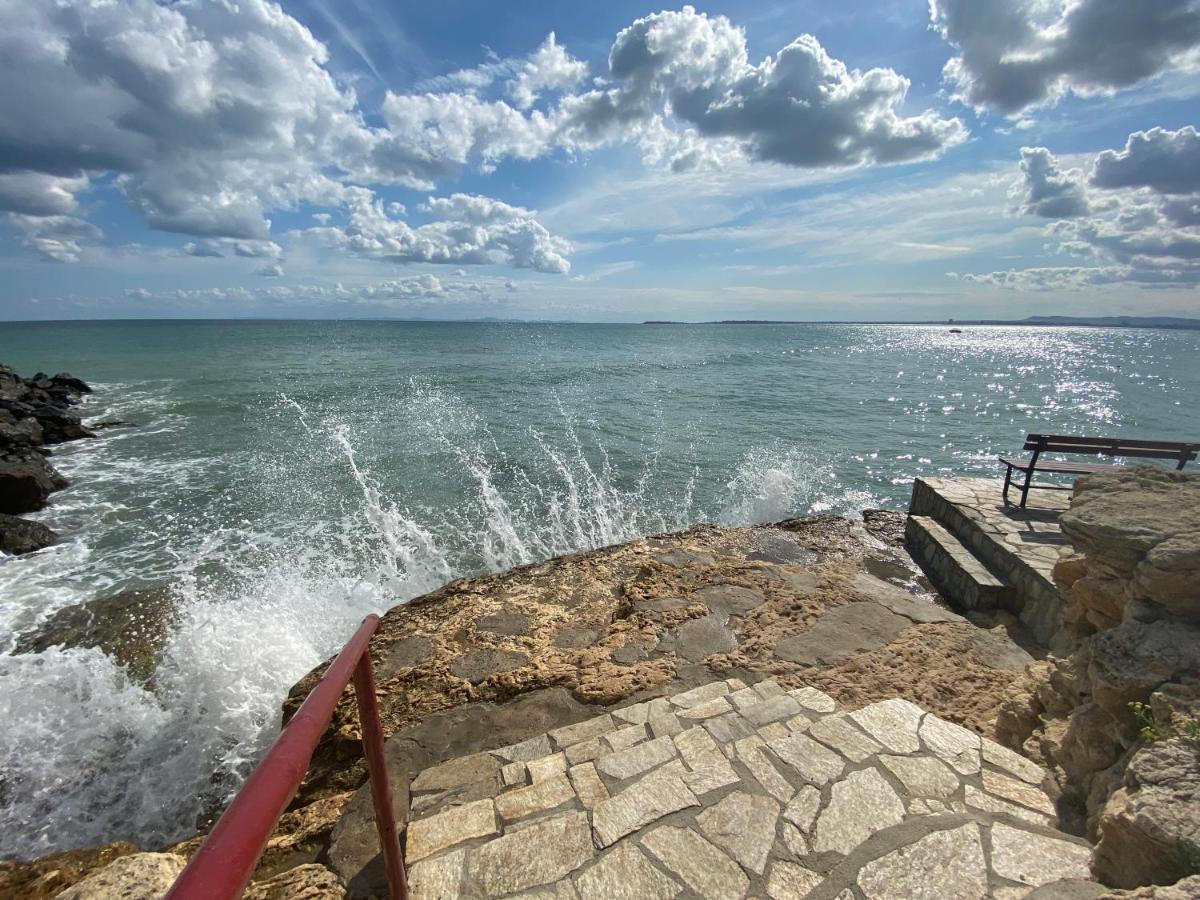 Sea View Panoramic Apartments, Fort Noks Crown Club Sveti Vlas Exteriör bild