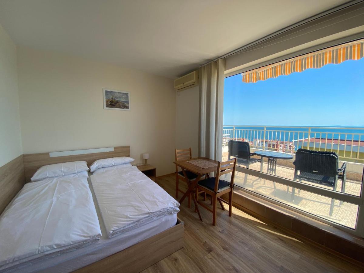 Sea View Panoramic Apartments, Fort Noks Crown Club Sveti Vlas Exteriör bild