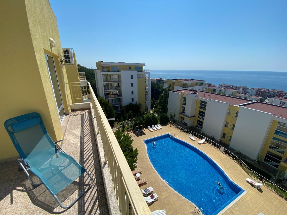 Sea View Panoramic Apartments, Fort Noks Crown Club Sveti Vlas Exteriör bild