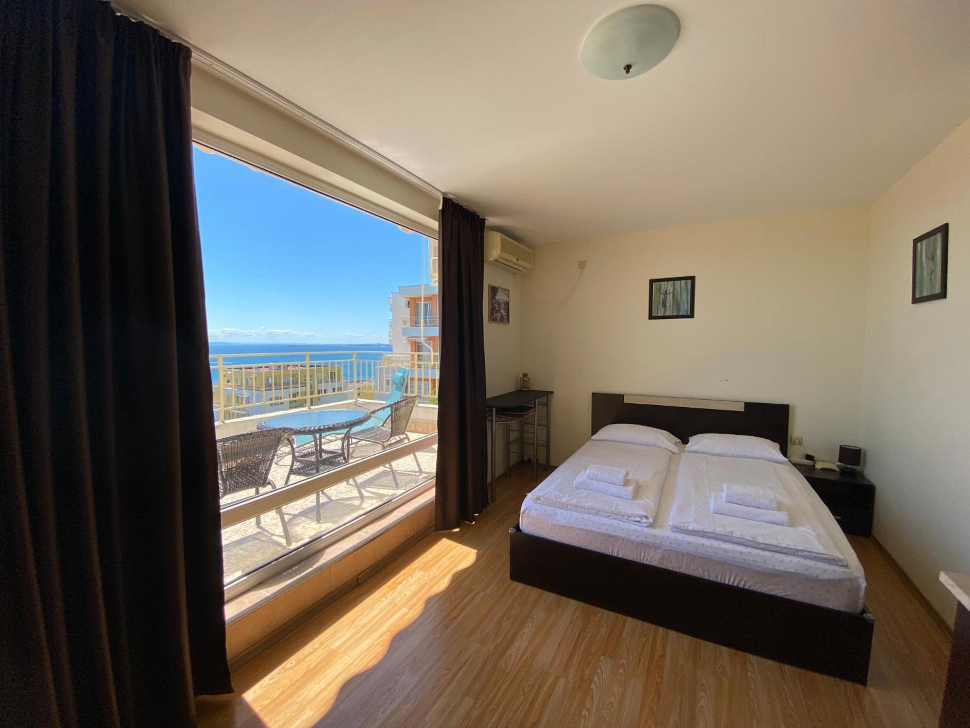 Sea View Panoramic Apartments, Fort Noks Crown Club Sveti Vlas Rum bild