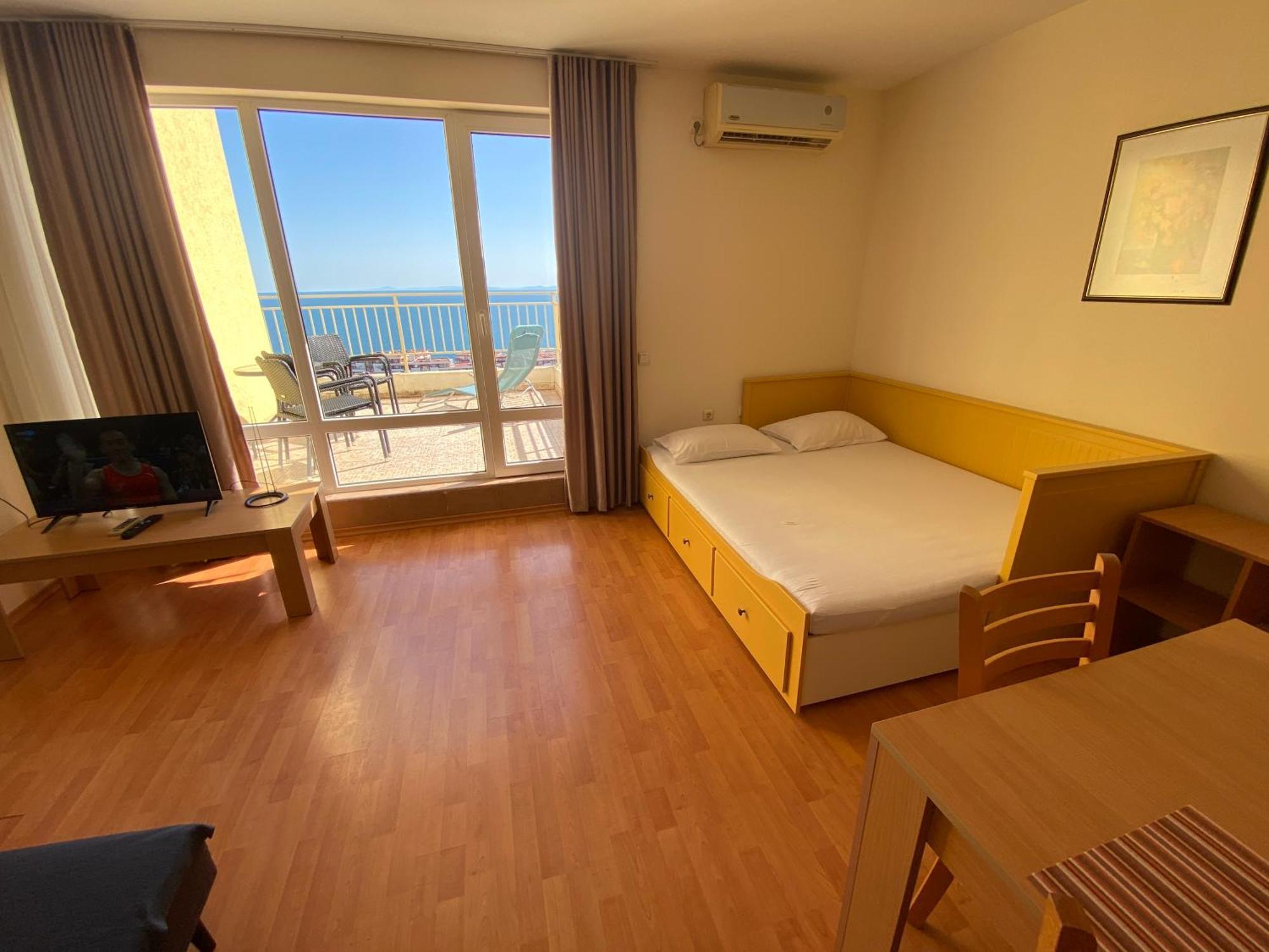 Sea View Panoramic Apartments, Fort Noks Crown Club Sveti Vlas Rum bild